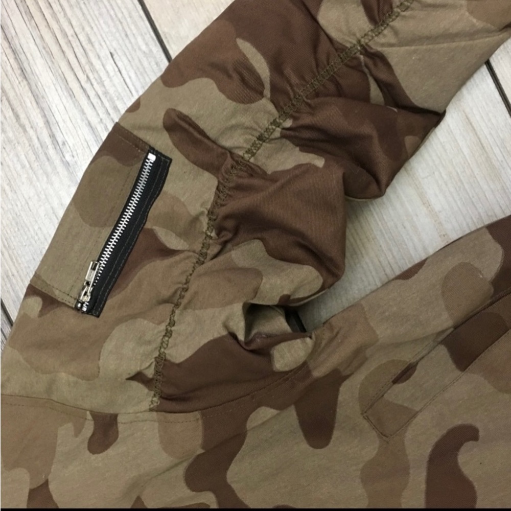 Other UK ASOS Camo Bomber‎ Jacket - Picture 3 of 6